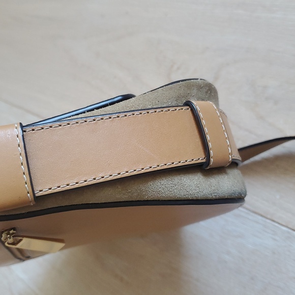 Michael Kors Romy Tan Leather Crossbody Bag - Picture 11 of 13